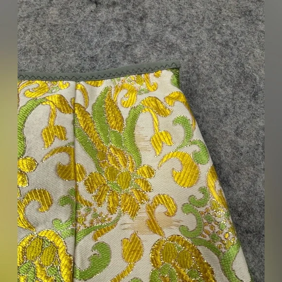 Prada | Brocade Skirt | Silk Blend | Vintage | Mini | Women’s Size 4 (40) - Picture 10 of 14